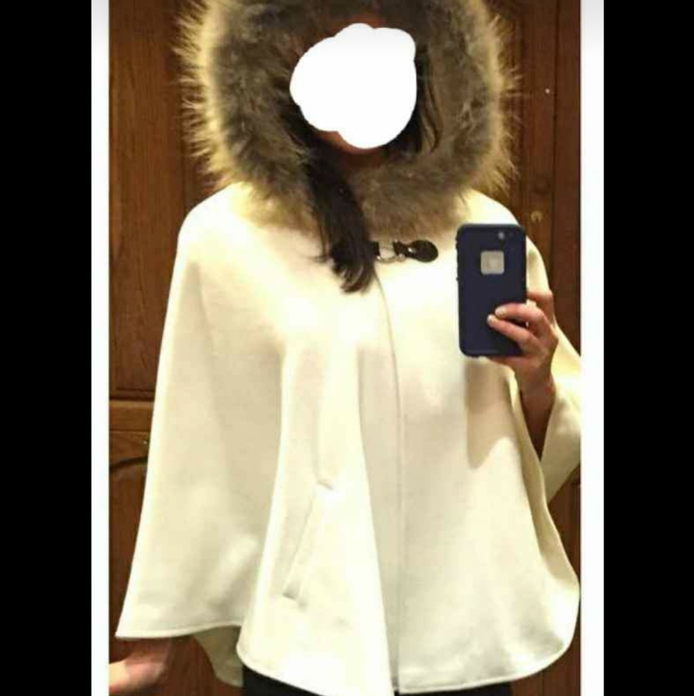 Snowflake cashmere fur hood cape